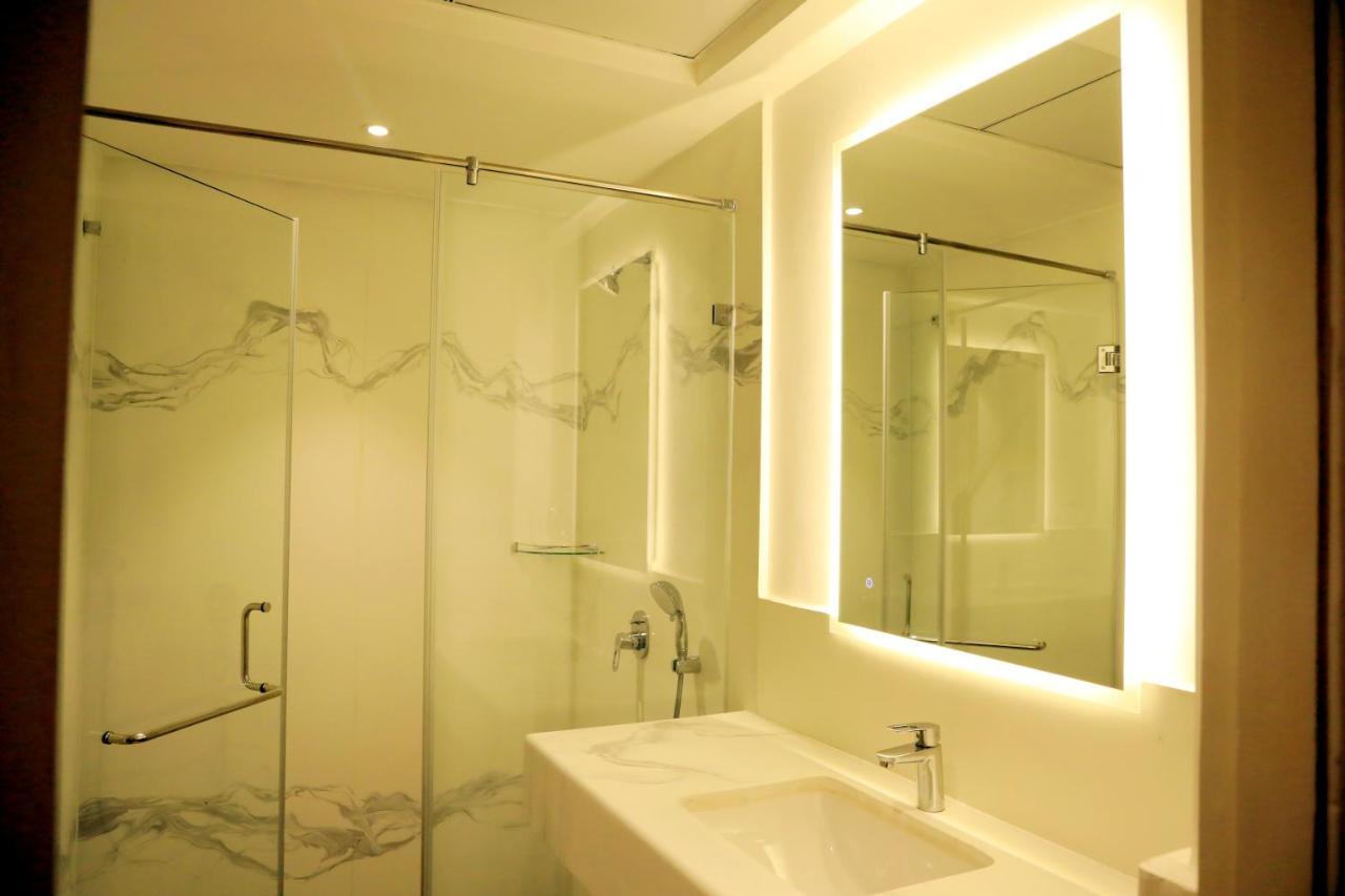 Hotel Deccan Serai Grande, Gachibowli, Χιντεραμπάντ Εξωτερικό φωτογραφία