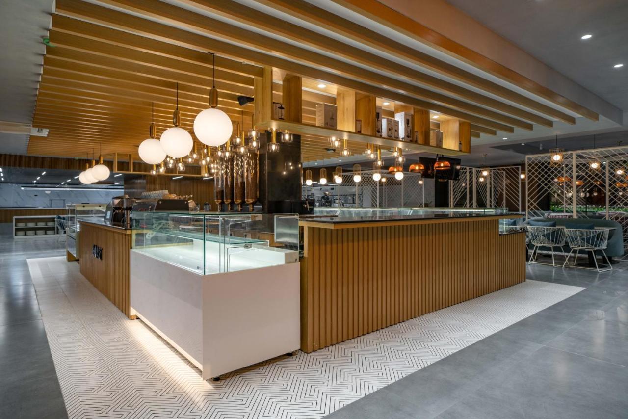 Hotel Deccan Serai Grande, Gachibowli, Χιντεραμπάντ Εξωτερικό φωτογραφία